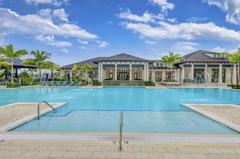 10772 Northbrook Circle Palm Beach Gardens FL 33412