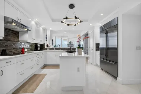 4600 N Ocean Drive Singer Island FL 33404
