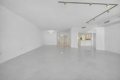 4600 N Ocean Drive Singer Island FL 33404