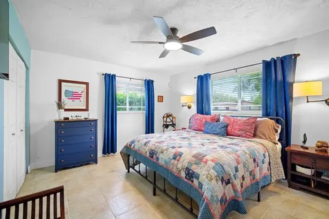 10611 NW 18th Place Pembroke Pines FL 33026