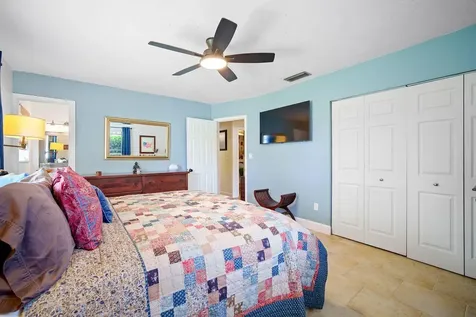 10611 NW 18th Place Pembroke Pines FL 33026