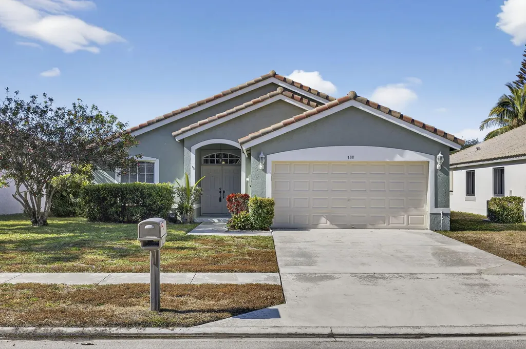 890 Lake Wellington Drive Wellington FL 33414