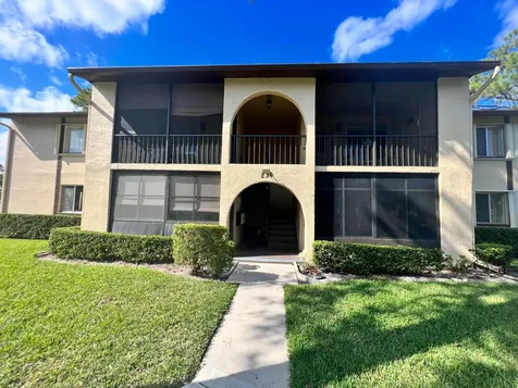231 Pine Hov Circle Greenacres FL 33463