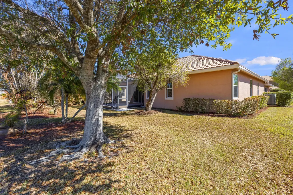 508 NW Waverly Circle Port St Lucie FL 34983