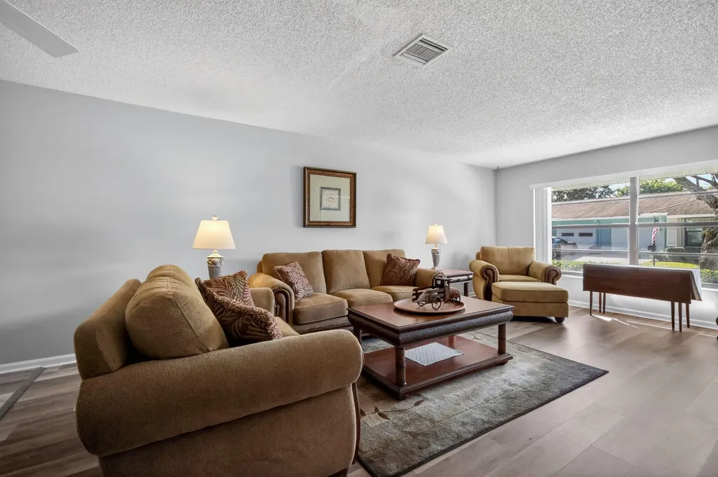 9890 Orchid Tree Trail Boynton Beach FL 33436