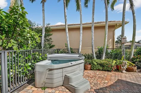 11024 Via Amalfi Boynton Beach FL 33437