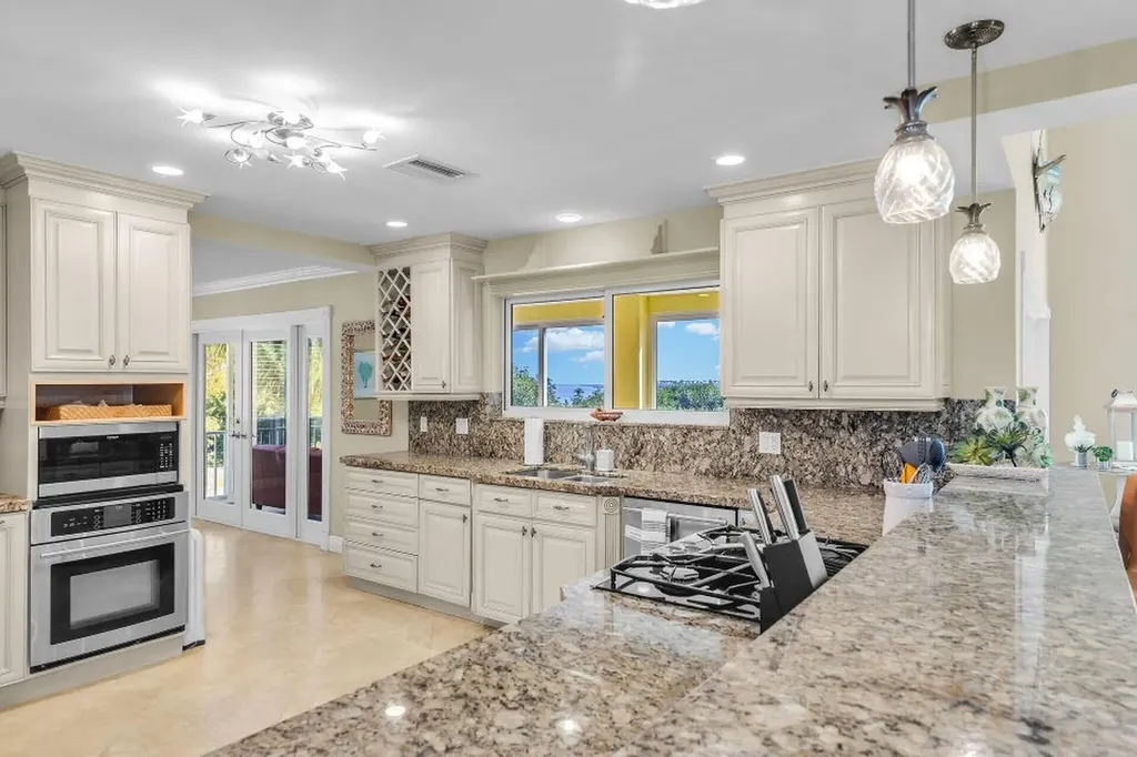 205 Stirrup Key Boulevard Marathon FL 33050