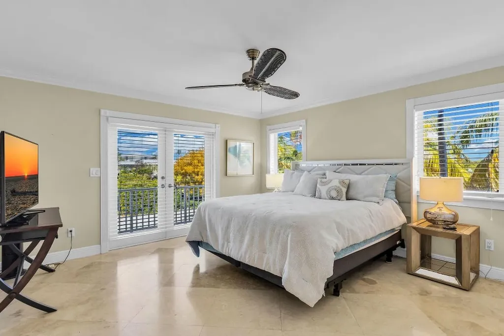205 Stirrup Key Boulevard Marathon FL 33050