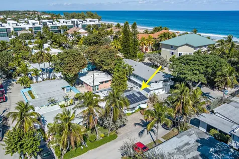 16 Surf Road Boynton Beach FL 33435