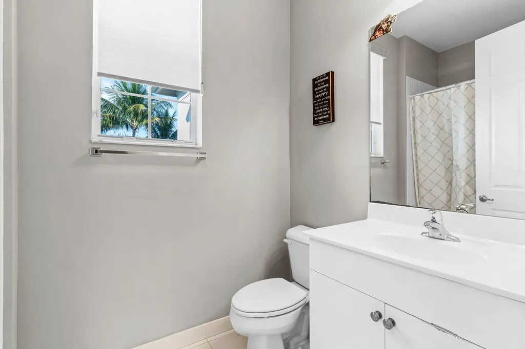 11477 Mantova Bay Circle Boynton Beach FL 33473