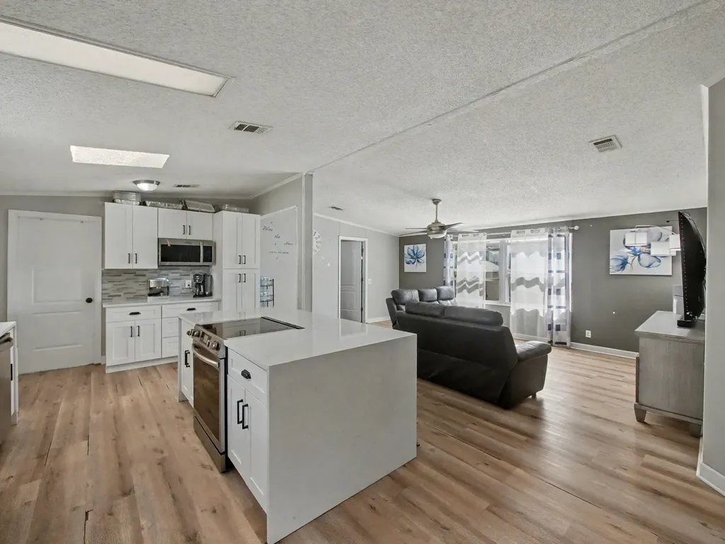 1700 SW 66th Avenue Boca Raton FL 33428