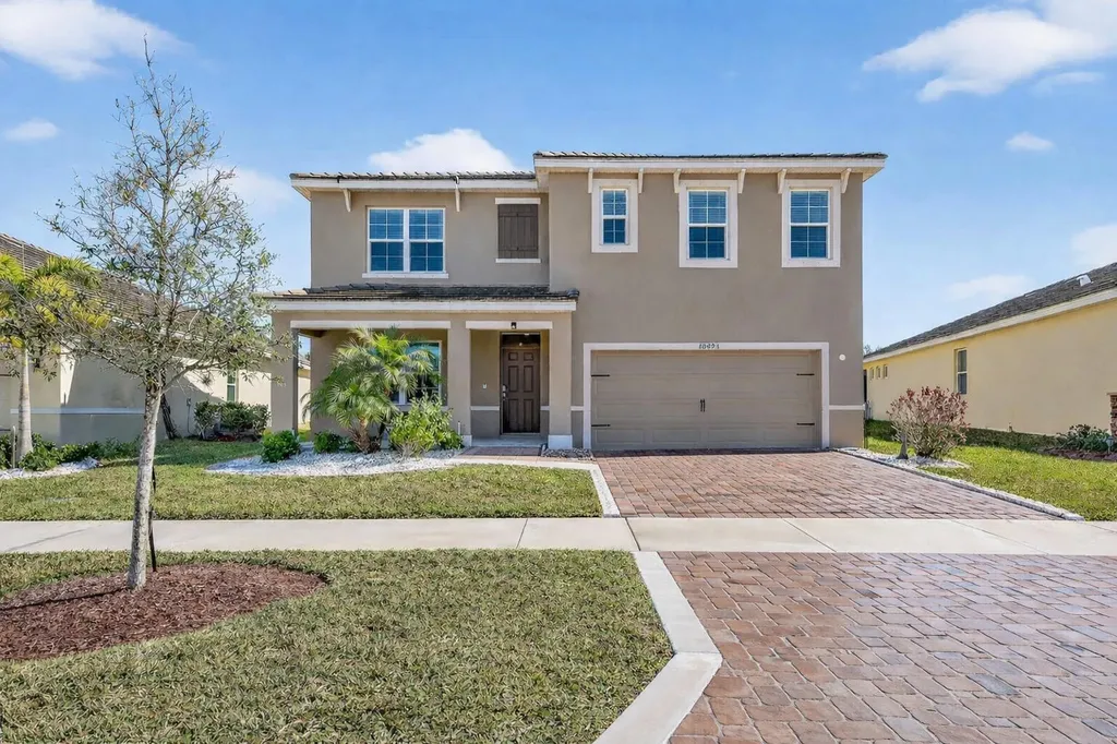 10493 SW Toren Way Port St Lucie FL 34987