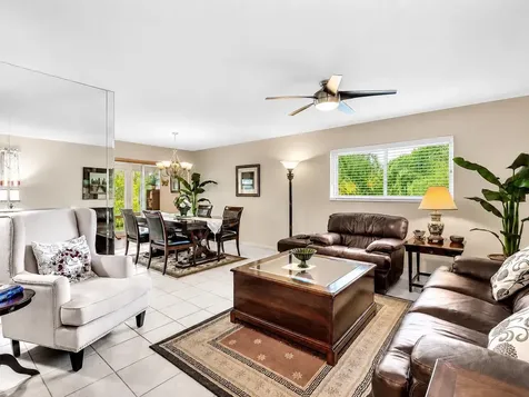 28 Colonial Club Drive Boynton Beach FL 33435