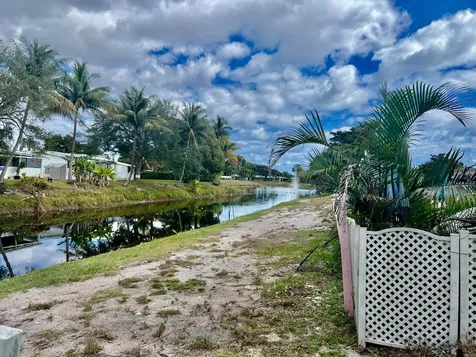 305 NW 50th Court Pompano Beach FL 33064