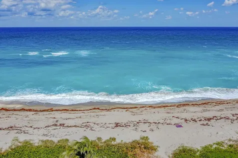 200 Uno Lago Drive Juno Beach FL 33408