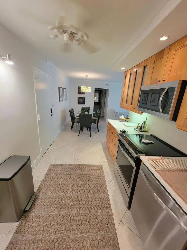 3221 S Ocean Boulevard Highland Beach FL 33487