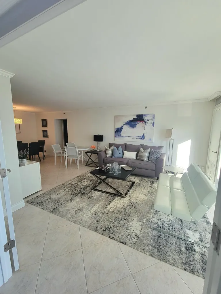 3221 S Ocean Boulevard Highland Beach FL 33487