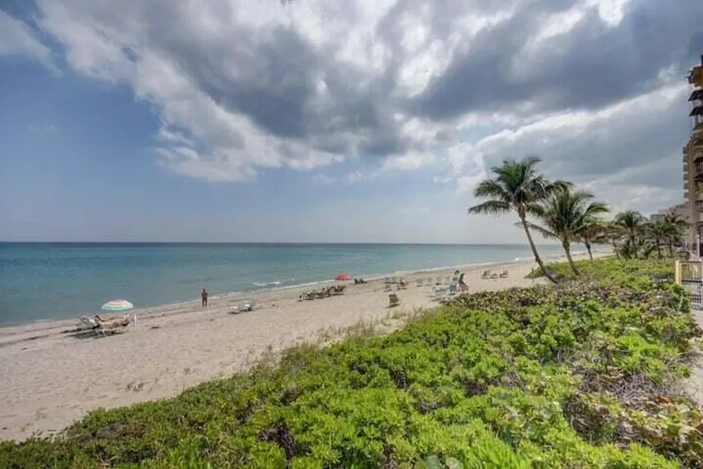 3221 S Ocean Boulevard Highland Beach FL 33487
