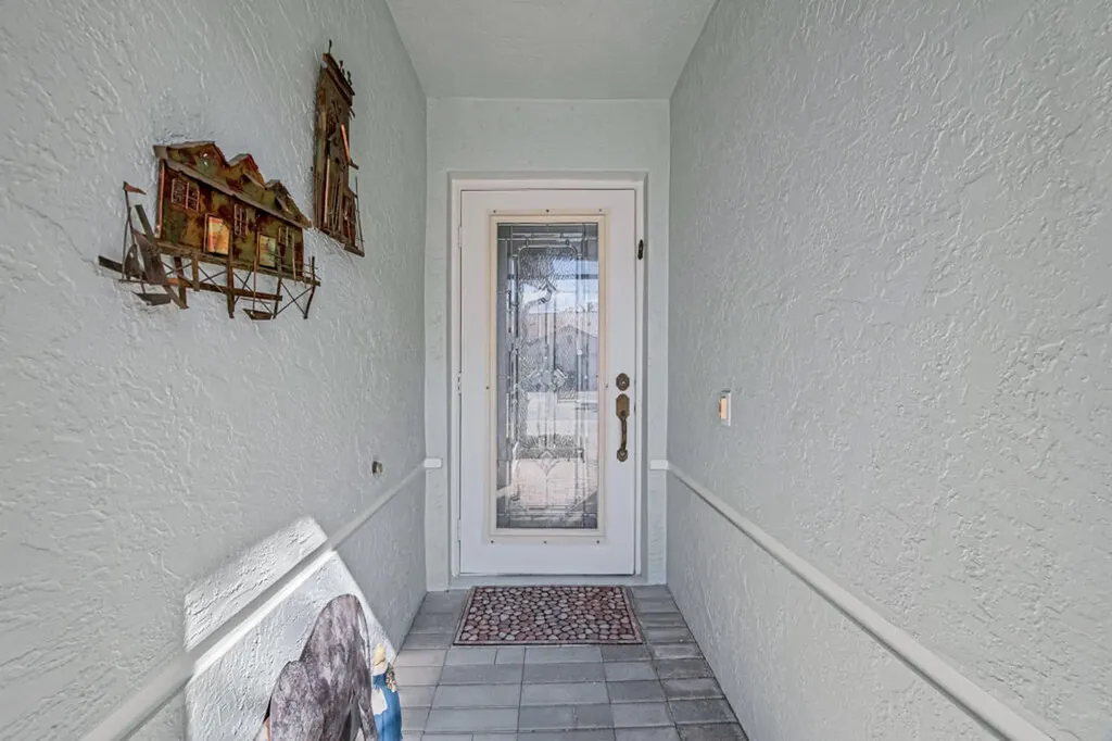 8482 Logia Circle Boynton Beach FL 33472