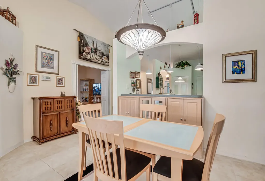 8482 Logia Circle Boynton Beach FL 33472