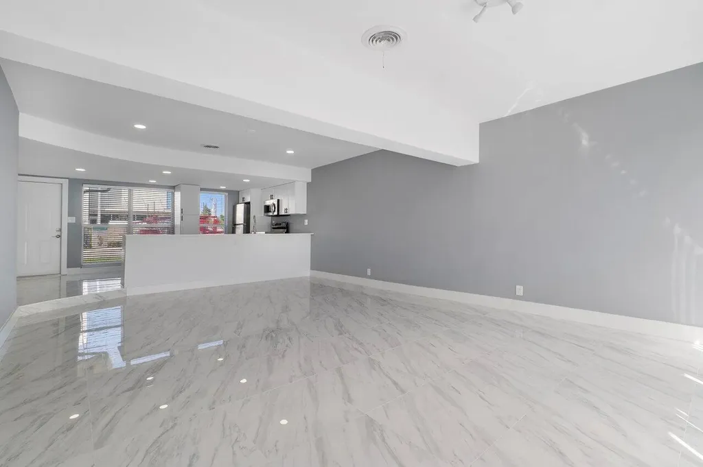 708-710 NE 23rd Avenue Pompano Beach FL 33062