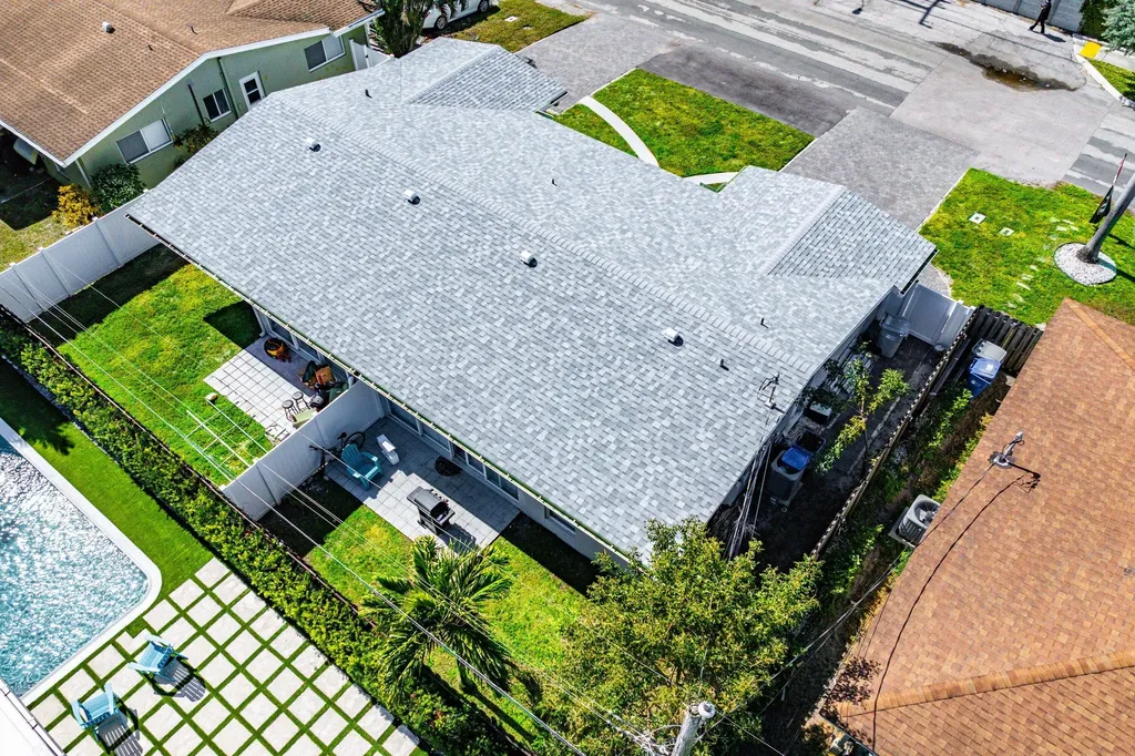 708-710 NE 23rd Avenue Pompano Beach FL 33062