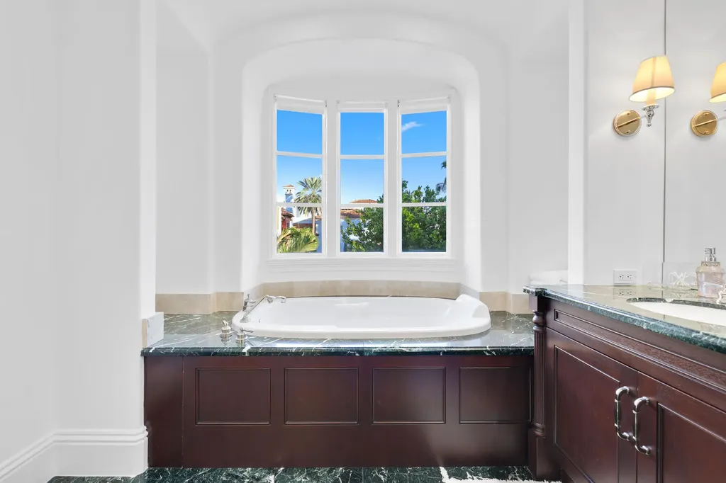 361 Mizner Lake Estates Drive Boca Raton FL 33432