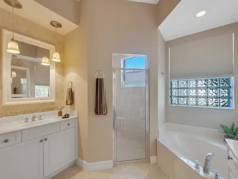 1710 Cassville Avenue Vero Beach FL 32966