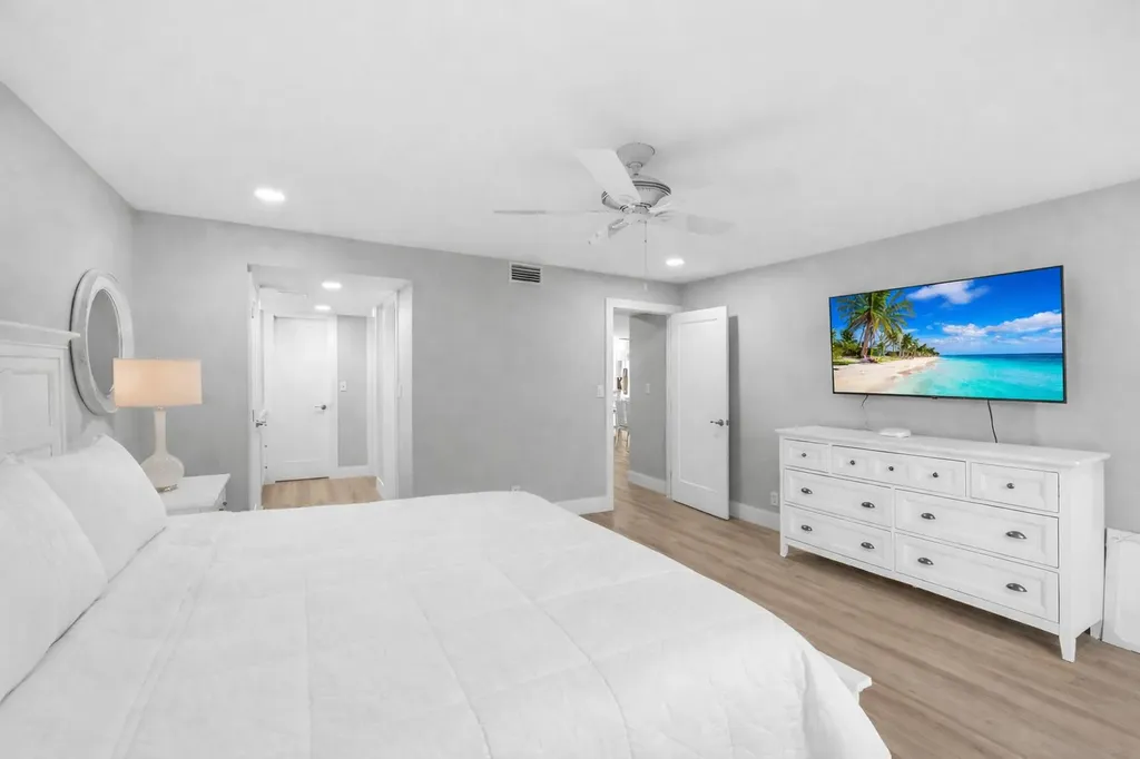 300 N Highway A1a Jupiter FL 33477