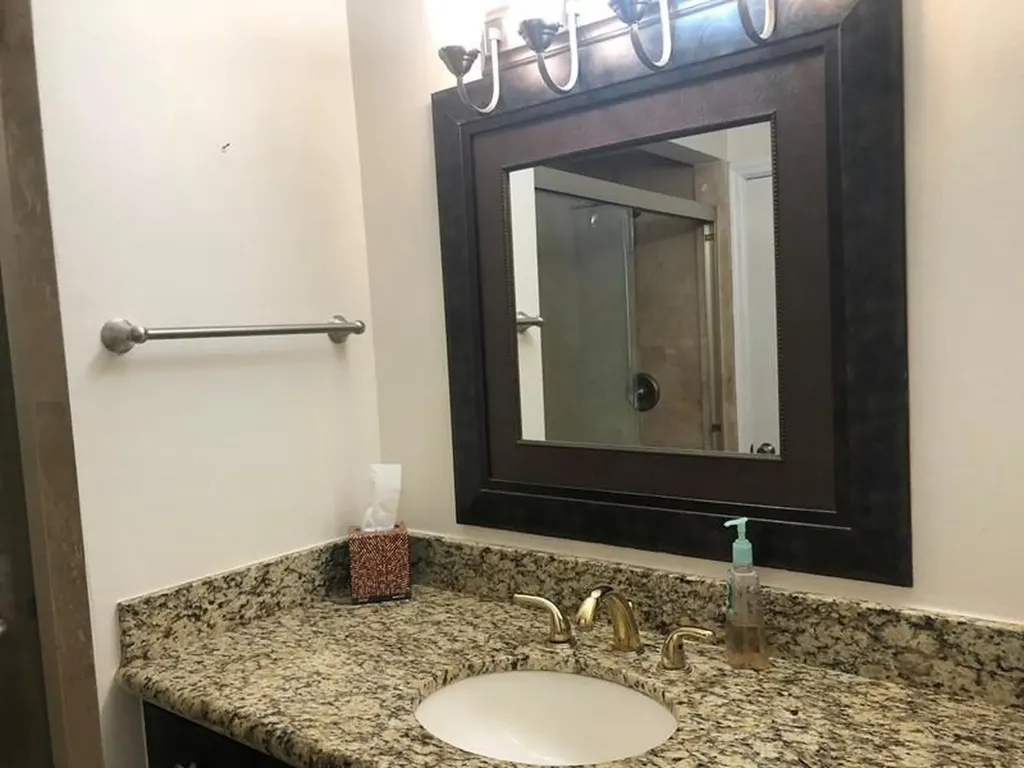 2424 SE 17th Street Fort Lauderdale FL 33316