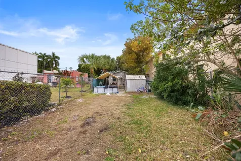 617 N H Street Lake Worth Beach FL 33460