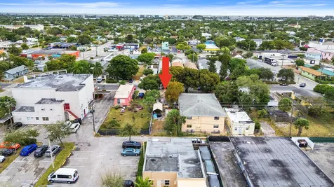 617 N H Street Lake Worth Beach FL 33460