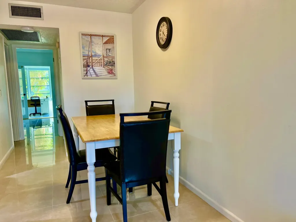 1011 Harwood C Deerfield Beach FL 33442