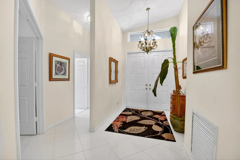 5050 Polly Park Lane Boynton Beach FL 33437