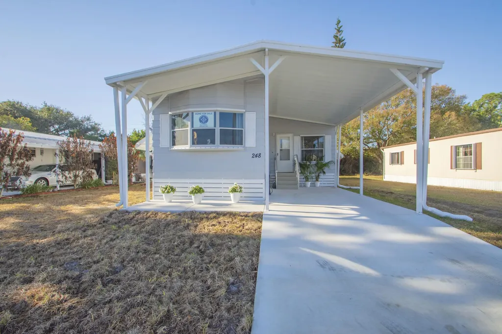 248 W Caribbean Port St Lucie FL 34952