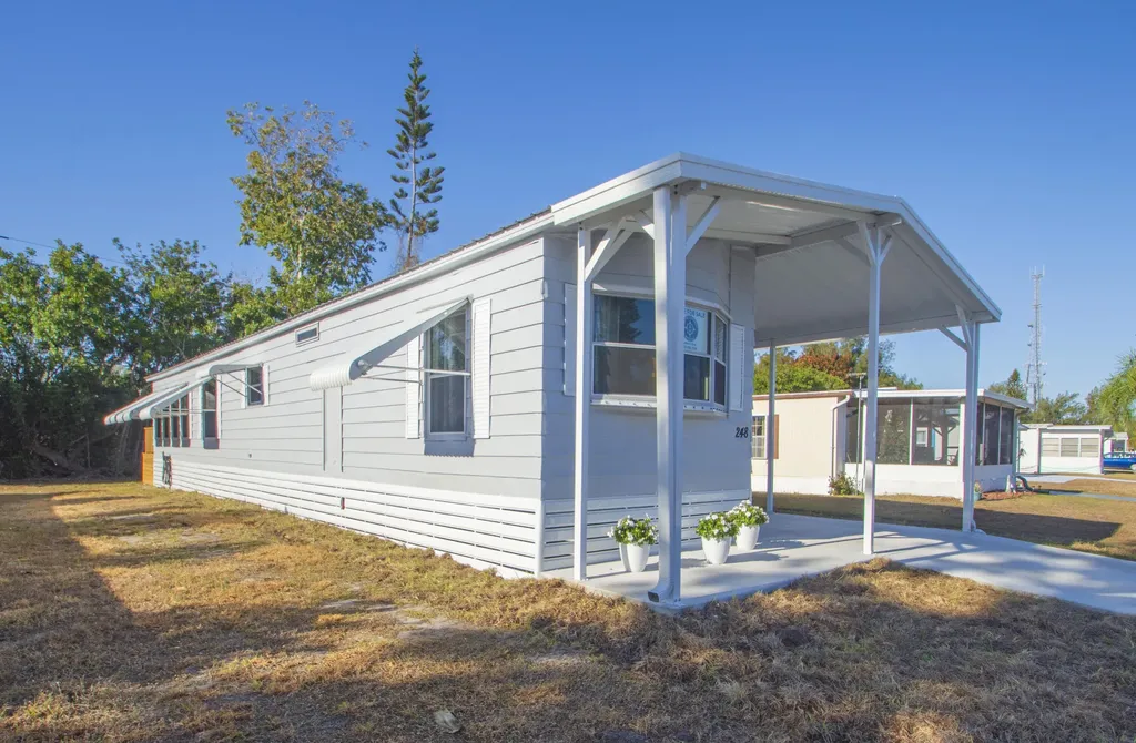 248 W Caribbean Port St Lucie FL 34952