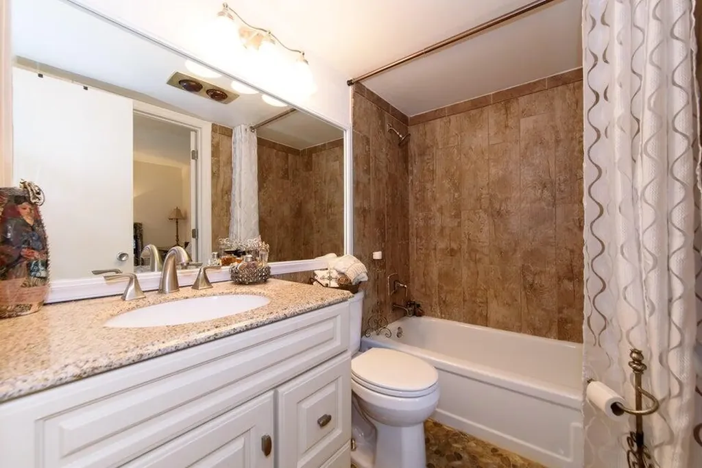 59 Bedford C West Palm Beach FL 33417