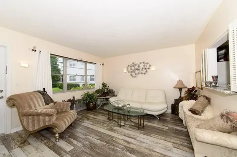 59 Bedford C West Palm Beach FL 33417