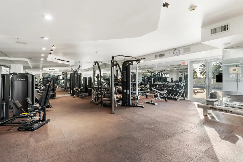 1551 N Flagler Drive West Palm Beach FL 33401