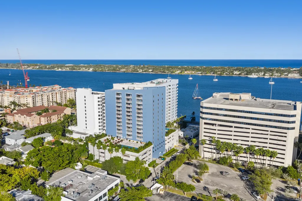 1551 N Flagler Drive West Palm Beach FL 33401