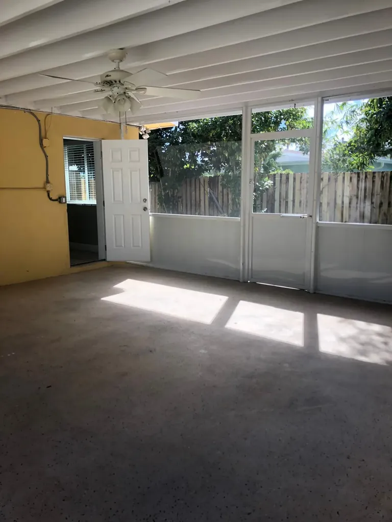 2210 NE 36th Street Lighthouse Point FL 33064
