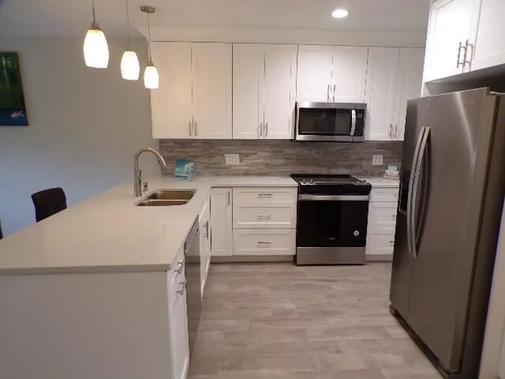 2248 NE 37th Street Lighthouse Point FL 33064