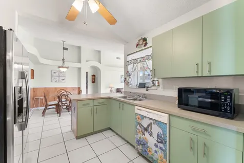2850 SE Buccaneer Circle Port St Lucie FL 34952
