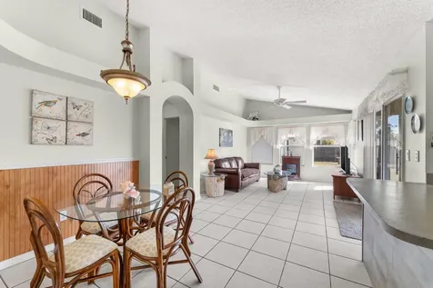 2850 SE Buccaneer Circle Port St Lucie FL 34952