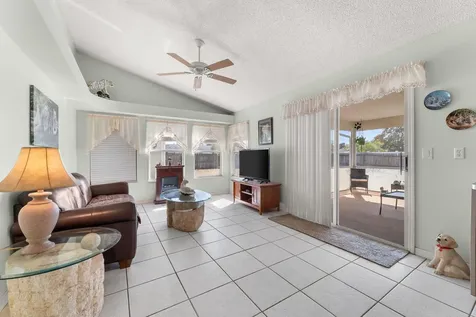 2850 SE Buccaneer Circle Port St Lucie FL 34952