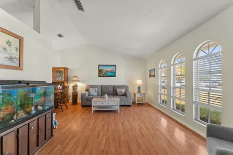2850 SE Buccaneer Circle Port St Lucie FL 34952