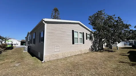621 Puffin Drive Barefoot Bay FL 32976