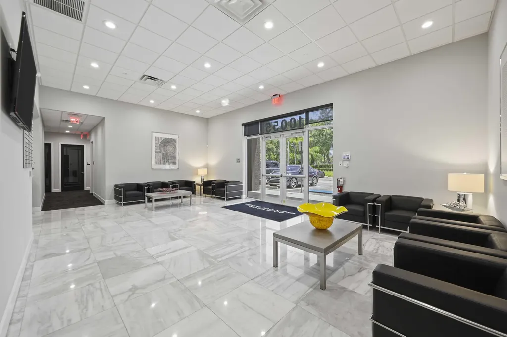 10055 Yamato Road Boca Raton FL 33498