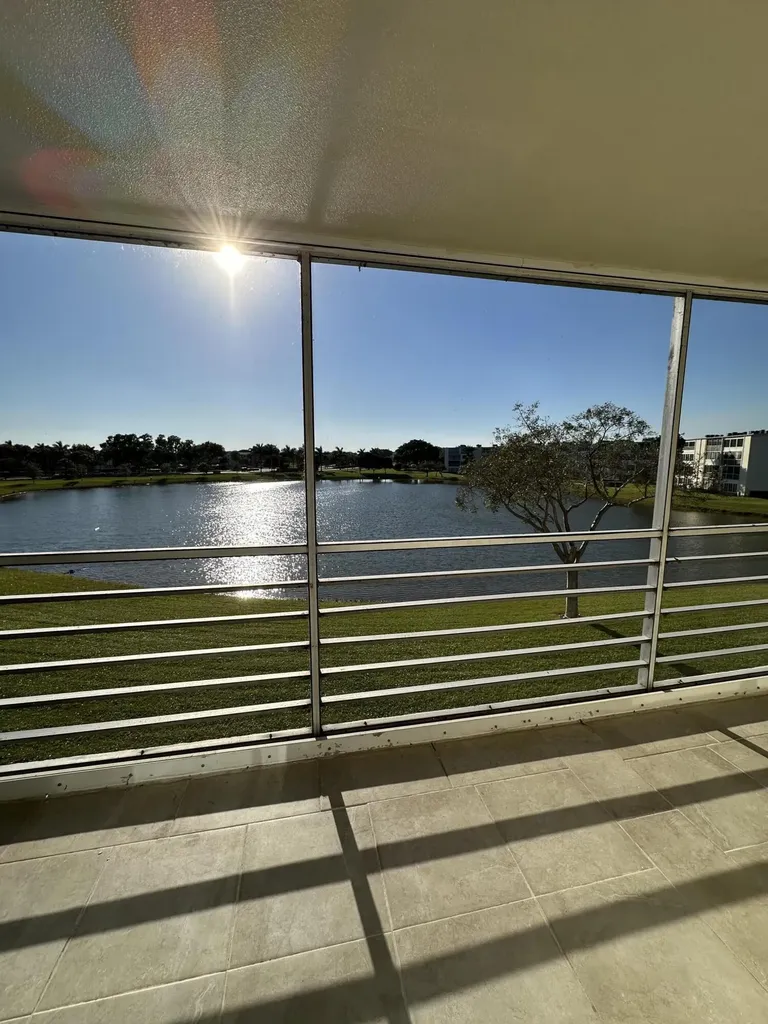 3085 Cornwall E Boca Raton FL 33434