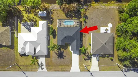 2012 SW Janette Avenue Port St Lucie FL 34953